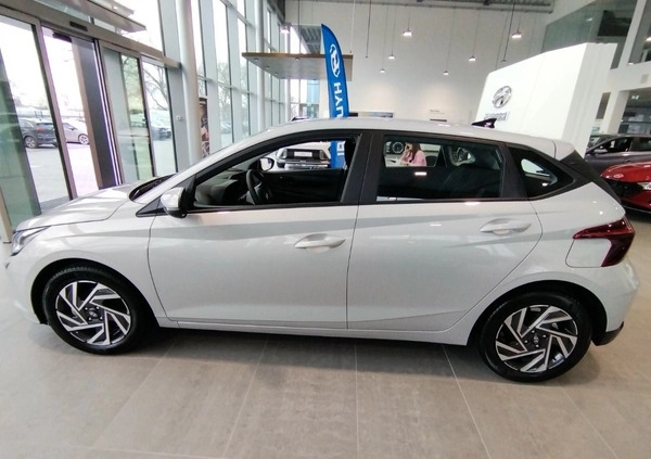 Hyundai i20 cena 83000 przebieg: 10, rok produkcji 2024 z Ulanów małe 46